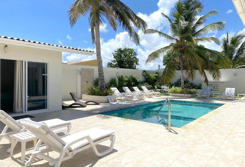 ویلای لوکس 1 خوابه, Yoyita Suites Aruba