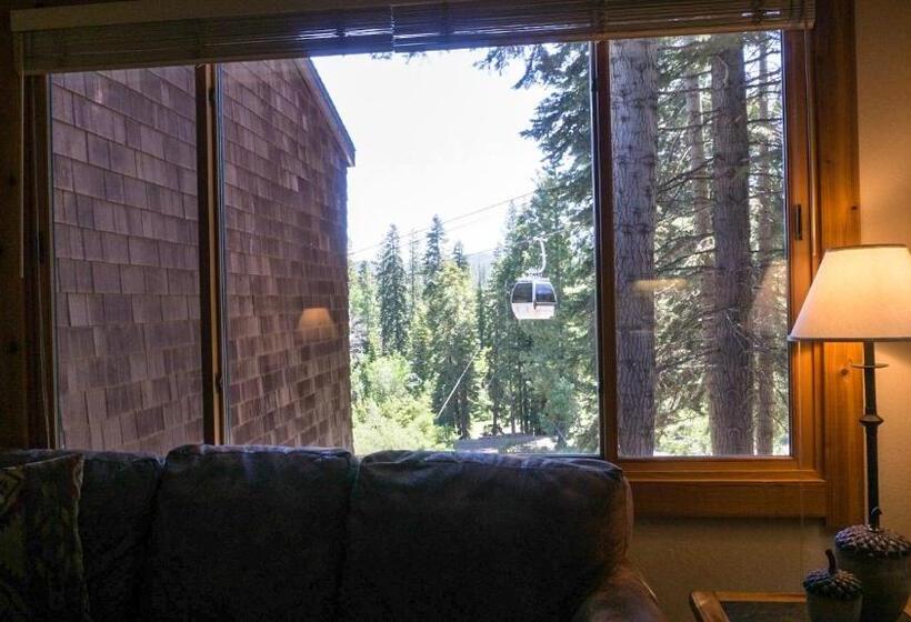 Apartamento 2 Dormitórios, Ski Trails 4024