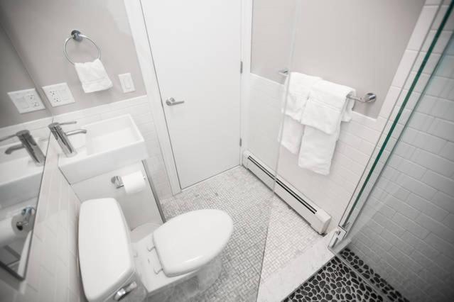 חדר סטודיו סטנדרד, Stylish Downtown Studio In The Boston, C.ave #34