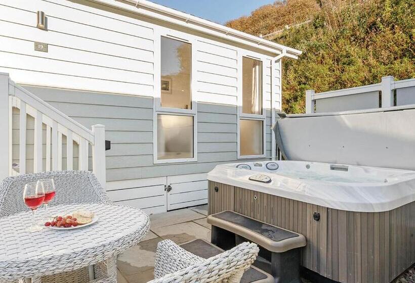 プレミアムルーム, Beach Cove Coastal Retreat