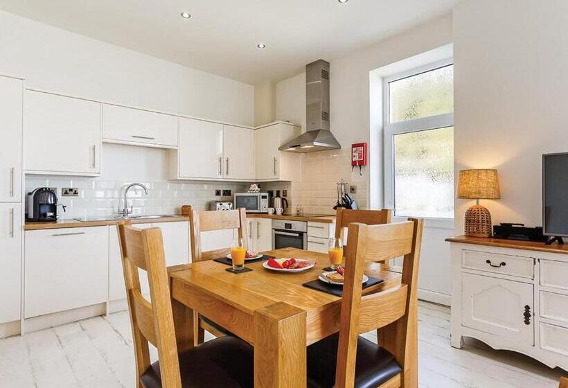 １ベッドルームアパートメント, Beach Cove Coastal Retreat