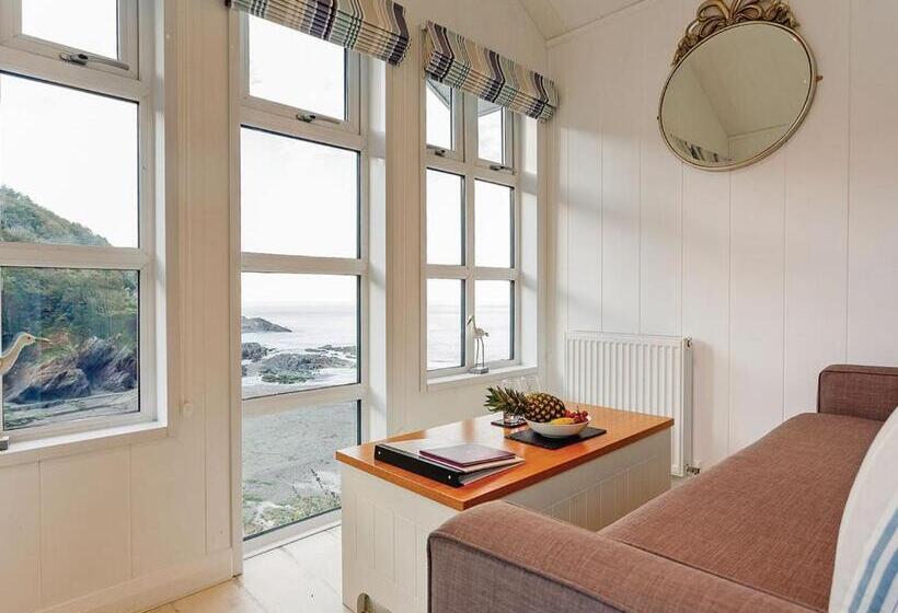 オーシャンビュースタンダードルーム, Beach Cove Coastal Retreat