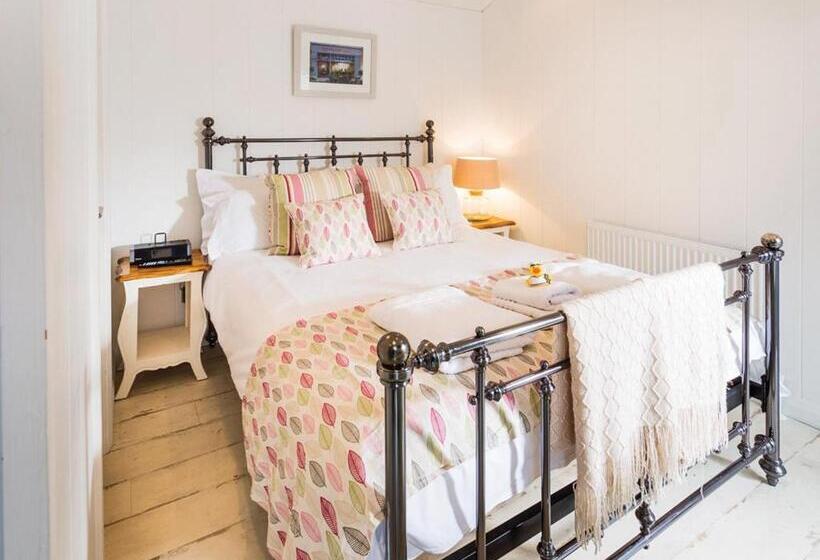 オーシャンビューのプレミアムルーム。, Beach Cove Coastal Retreat