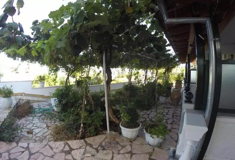 家族用アパートメント, Corfu Andromaches Holiday Apartments