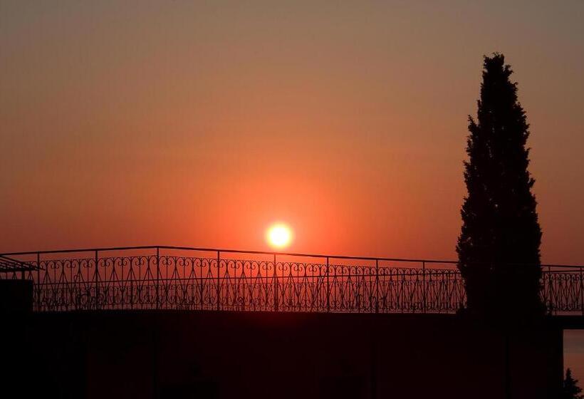 غرفة قياسية فردية مطلة علي البحر, Corfu Andromaches Holiday Apartments