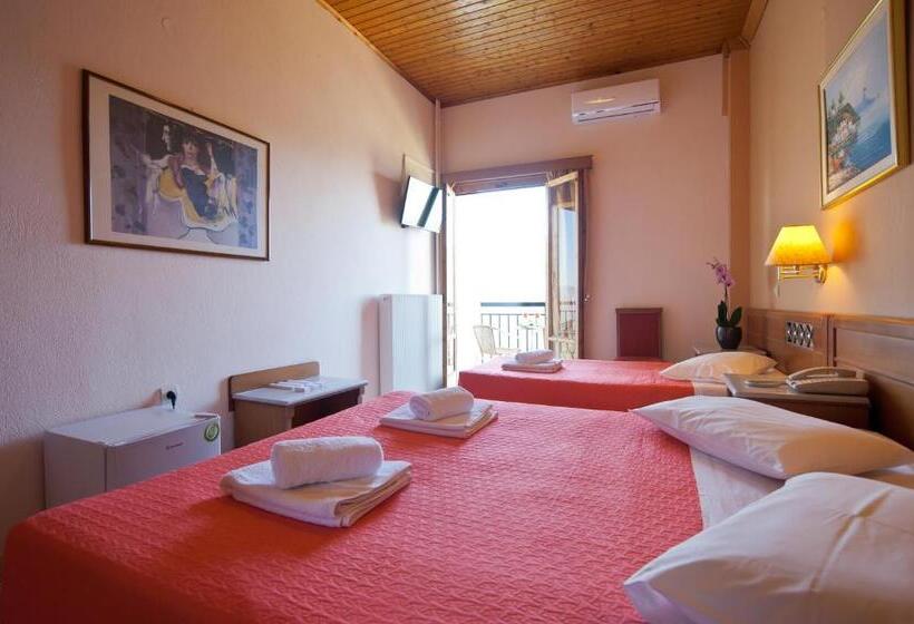 غرفة قياسية ثلاثية ذات اطلالة, Acropole Delphi City