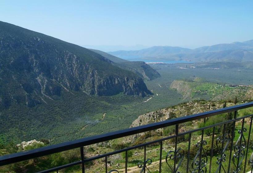 غرفة قياسية ثلاثية ذات اطلالة, Acropole Delphi City