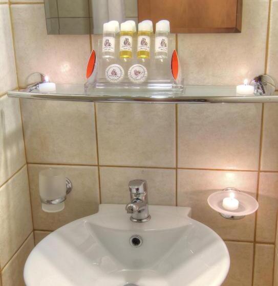 غرفة قياسية, Acropole Delphi City