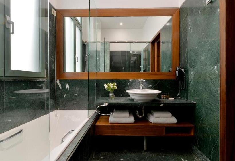 غرفة قياسية ذات إطلالة, Athenaeum Eridanus Luxury