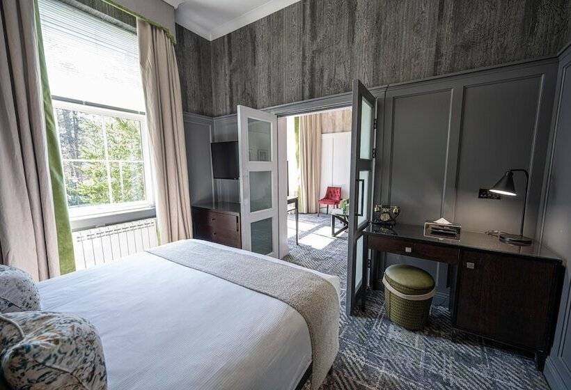 주니어 스위트, Dunkeld House