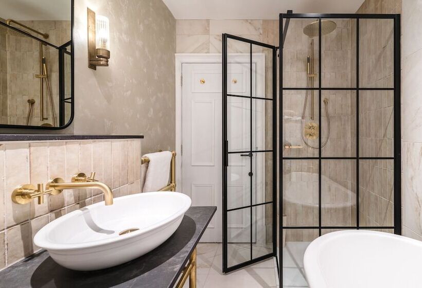 스위트, Dunkeld House