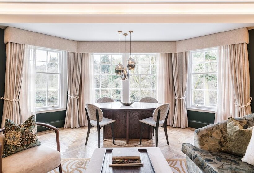 جناح, Dunkeld House