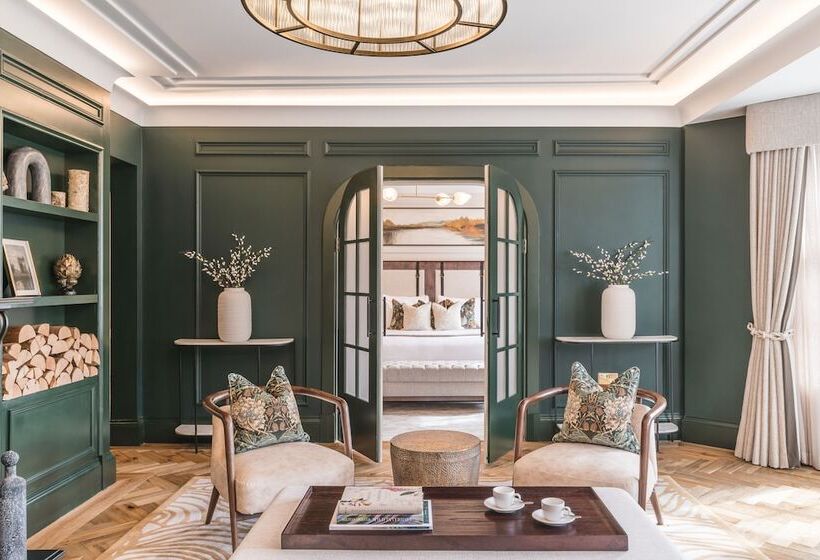 스위트, Dunkeld House