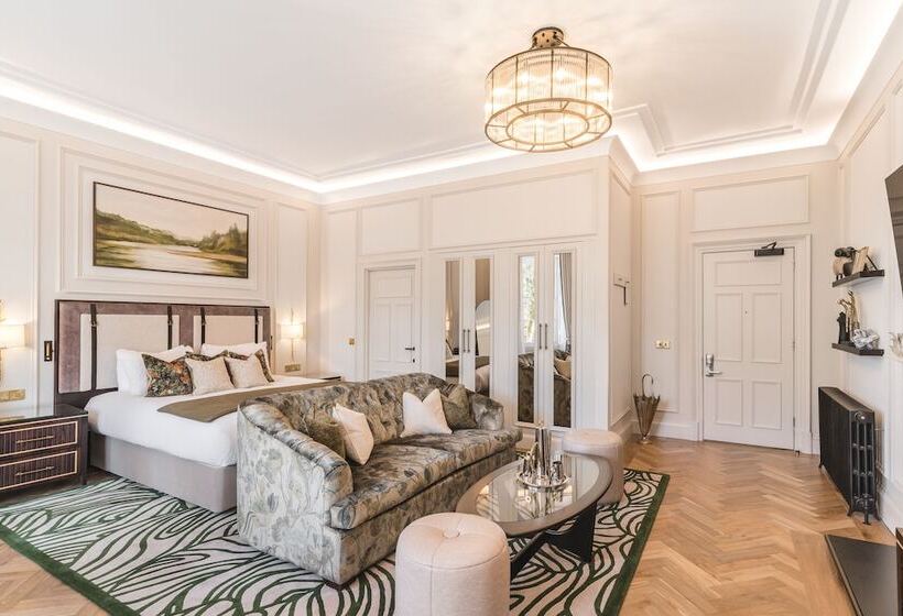 جناح, Dunkeld House