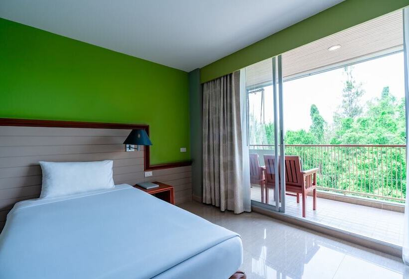 Номер Superior, Long Beach Chaam