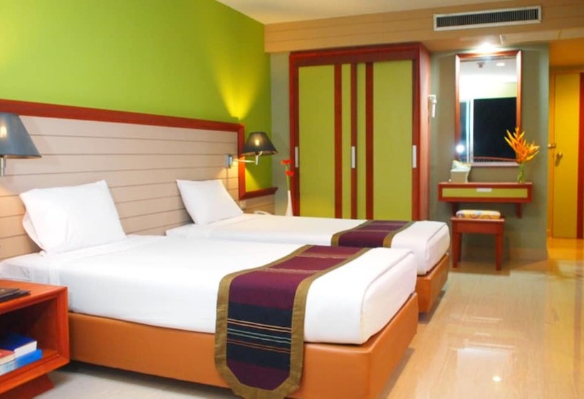 Номер Superior, Long Beach Chaam