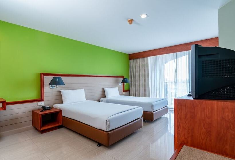 Номер Superior, Long Beach Chaam