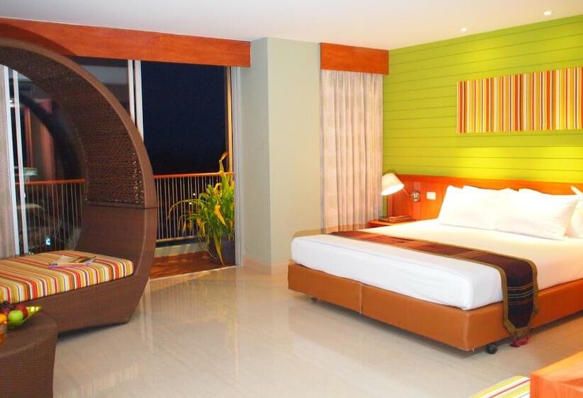 Люкс, Long Beach Chaam