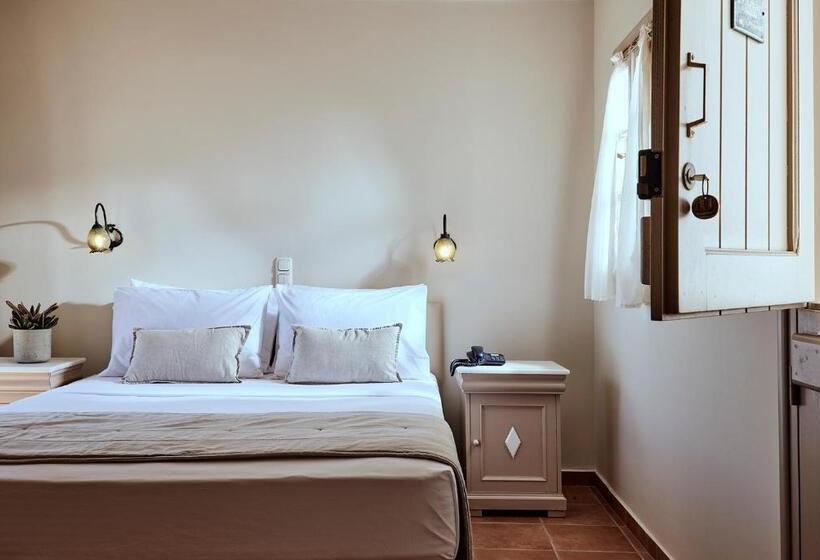 Номер Стандарт, Naxos Magic Village