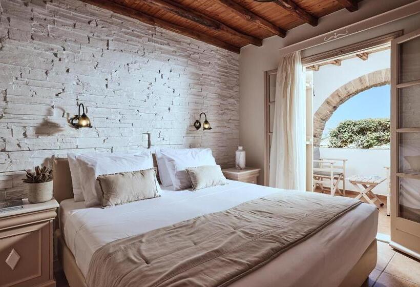 经济房, Naxos Magic Village