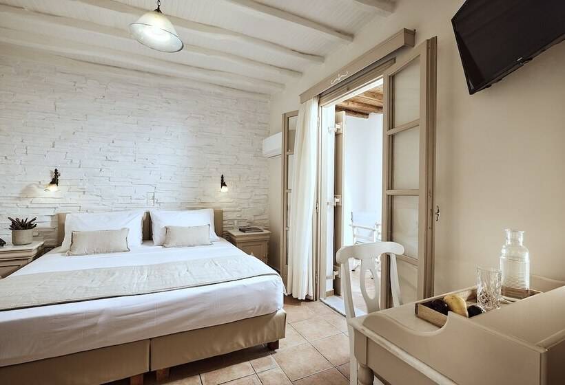 家庭间, Naxos Magic Village