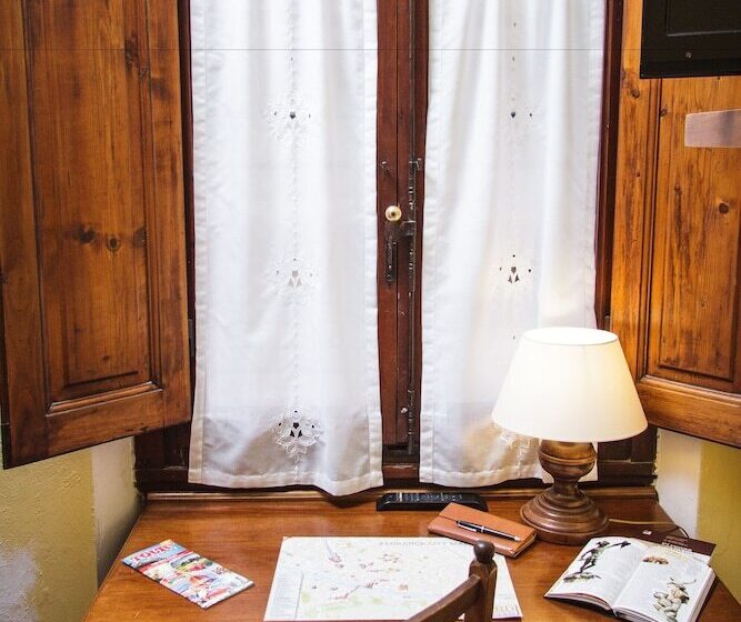 اتاق استاندارد سه نفره, Nizza