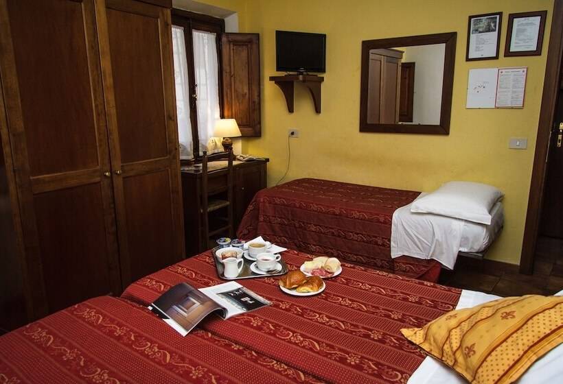 اتاق استاندارد سه نفره, Nizza