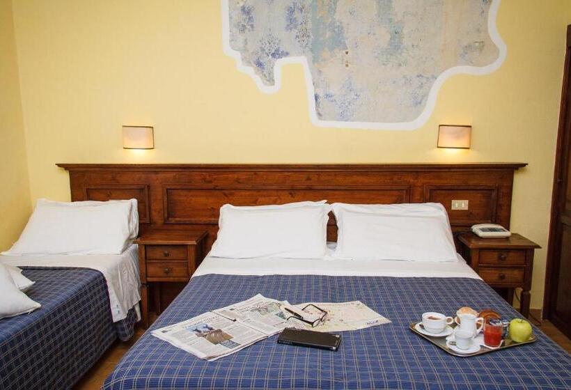 اتاق استاندارد سه نفره, Nizza