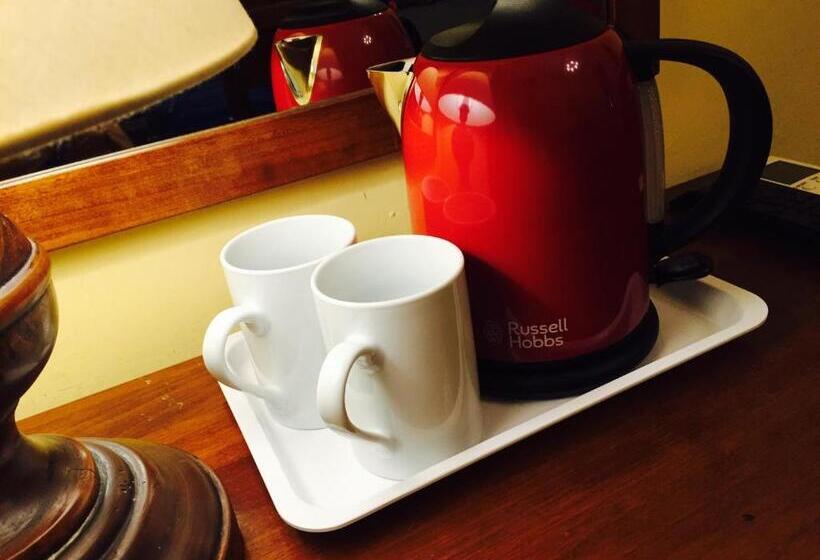 اتاق استاندارد سه نفره, Nizza