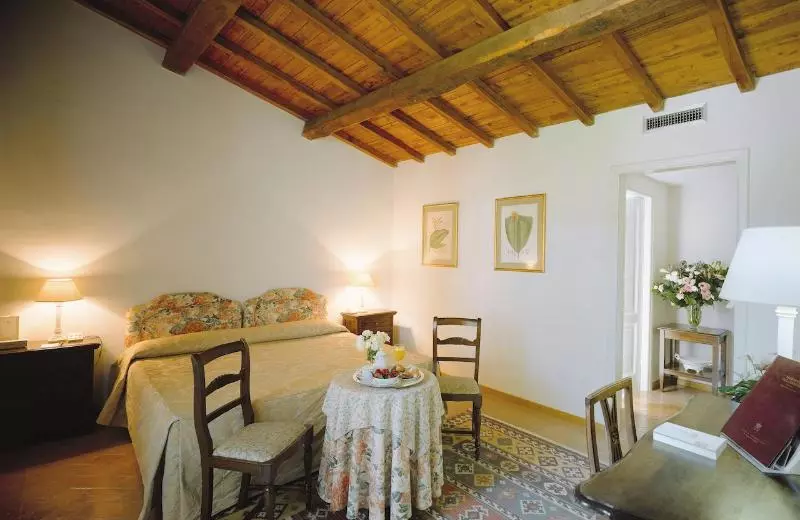 اتاق استاندارد, Park Hotel Villa Grazioli