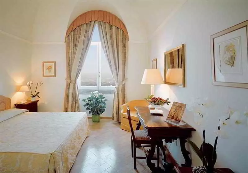 اتاق لوکس, Park Hotel Villa Grazioli