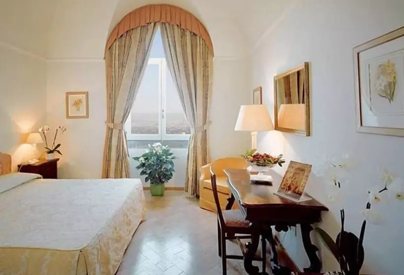 اتاق لوکس, Park Hotel Villa Grazioli