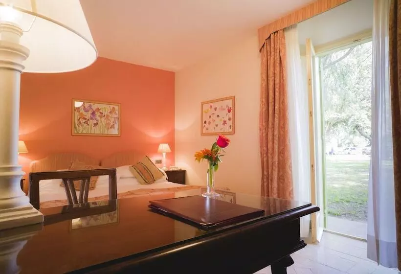 اتاق استاندارد, Park Hotel Villa Grazioli