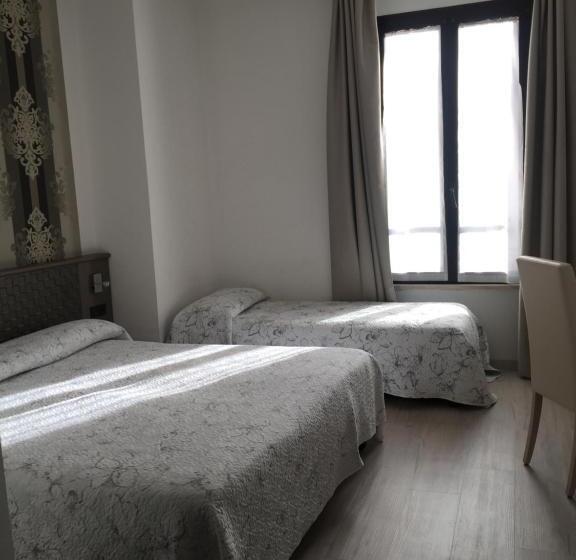 Номер Стандарт Трехместный, Plaza