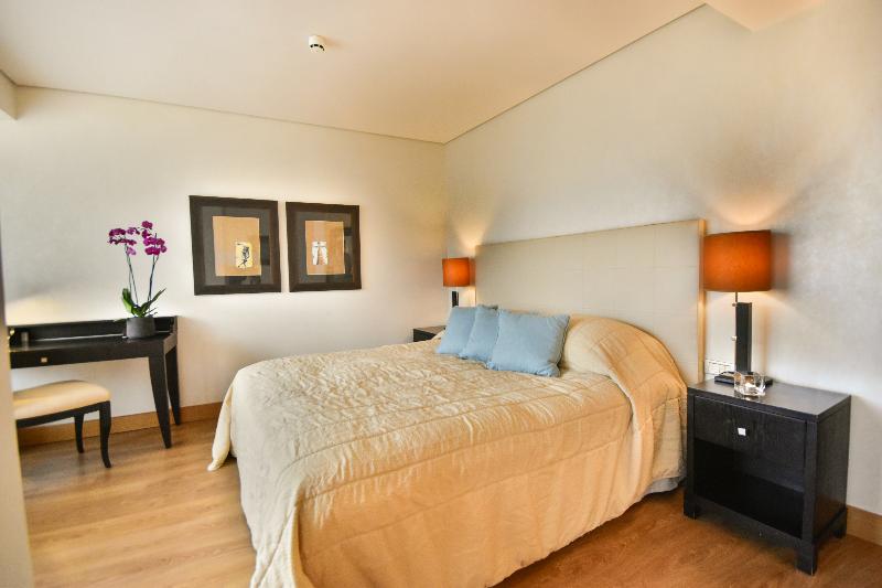 컴포트 싱글 룸, Plaza Resort