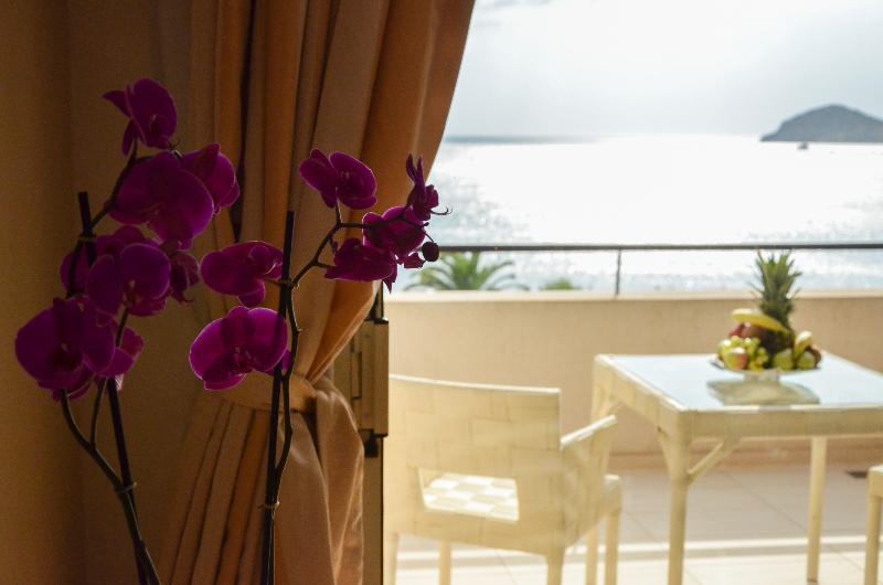 Triple Room Sea View, Plaza Resort