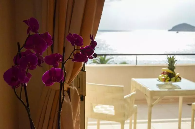 Triple Room Sea View, Plaza Resort
