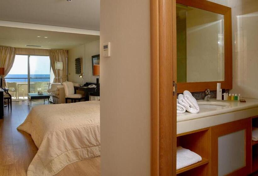 패밀리 룸 바다 전망, Plaza Resort