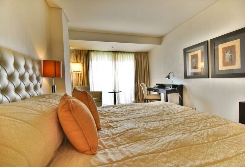 컴포트 싱글 룸, Plaza Resort