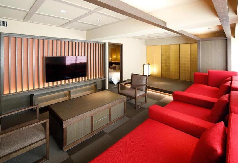 Suite with lake view, Grand Mercure Lake Biwa Resort & Spa