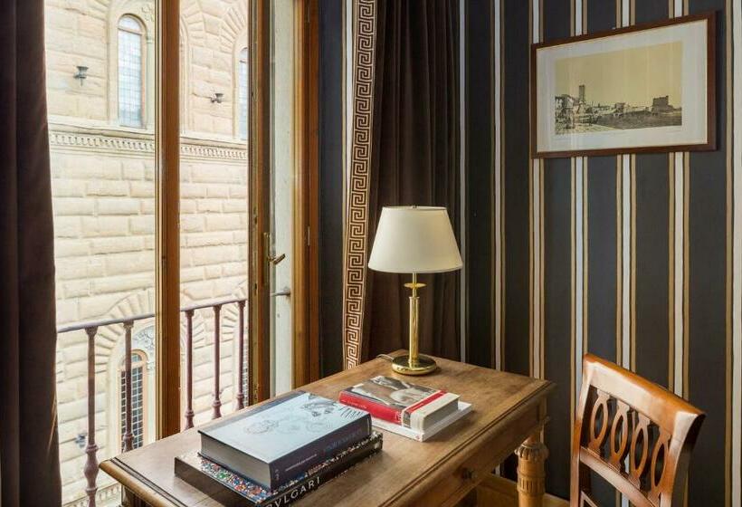 اتاق استاندارد, Room Mate Isabella