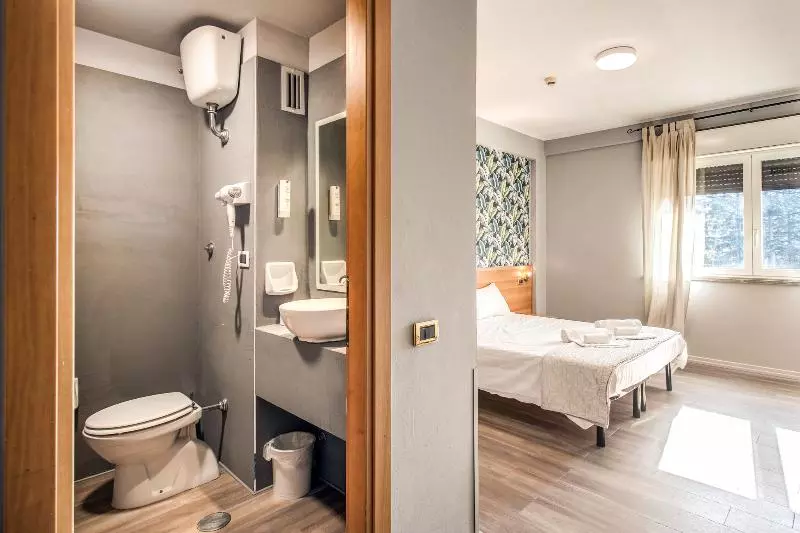 Standard Single Room, Scheppers