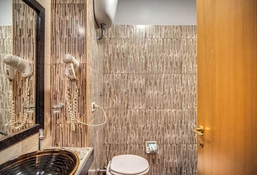 חדר סטנדרט, Scheppers