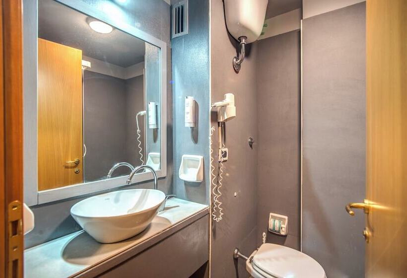 חדר סטנדרט, Scheppers