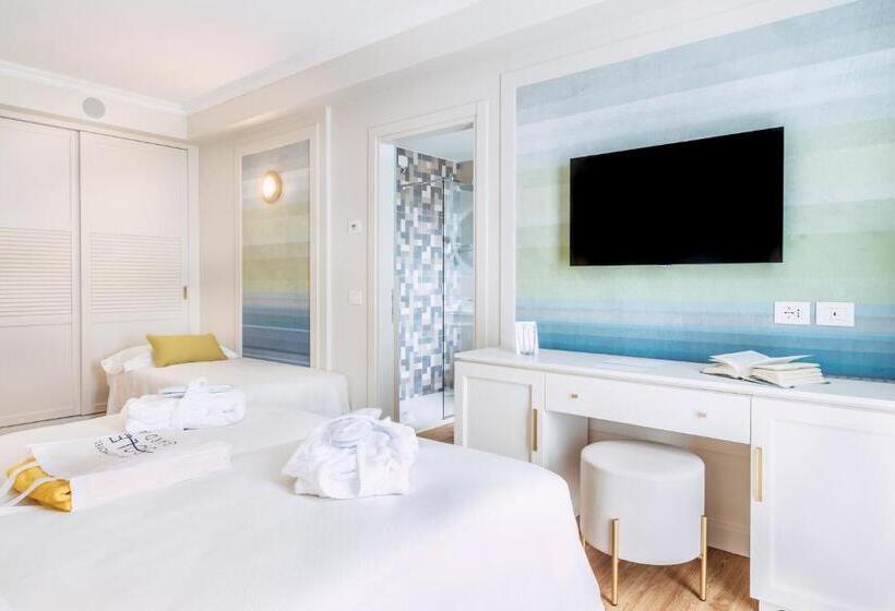 스탠다드 트리플 발코니 룸, Sky Pool Hotel Sole Garda