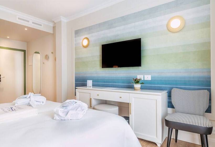 Номер Стандарт с Балконом, Sky Pool Hotel Sole Garda