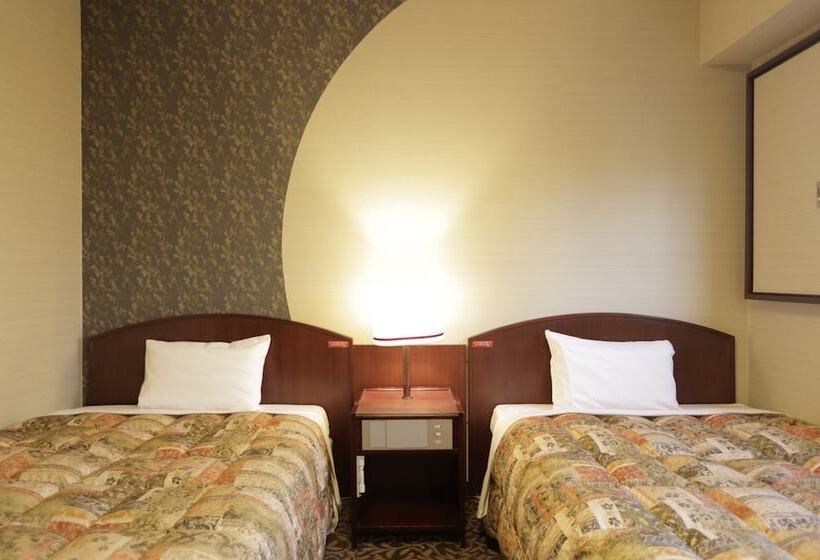 Номер Стандарт, Tokyo Inn