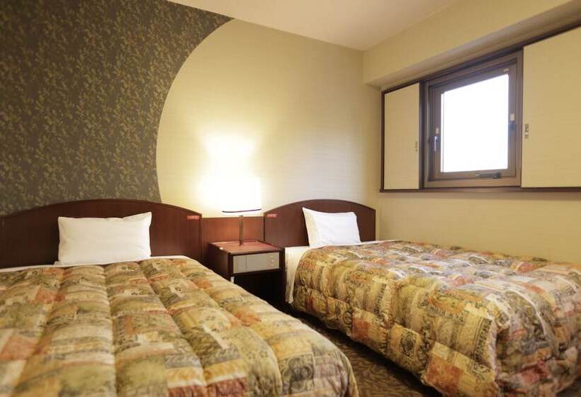 Номер Стандарт, Tokyo Inn