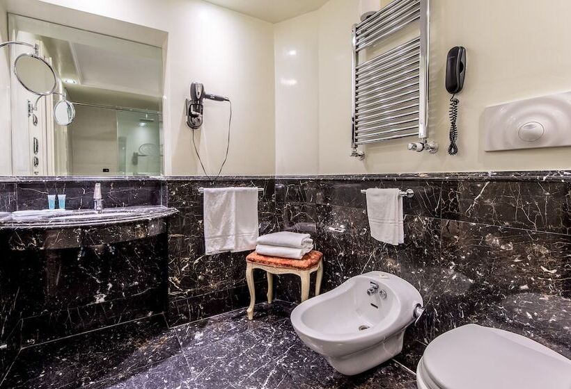 سوییت جونیور, Trilussa Palace Hotel Congress & Spa