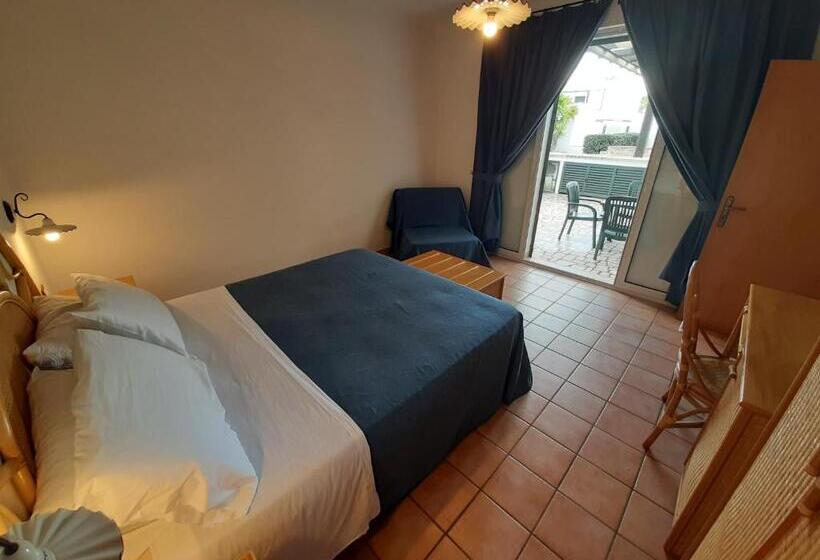 דירת חדר, Messapia Hotel & Resort